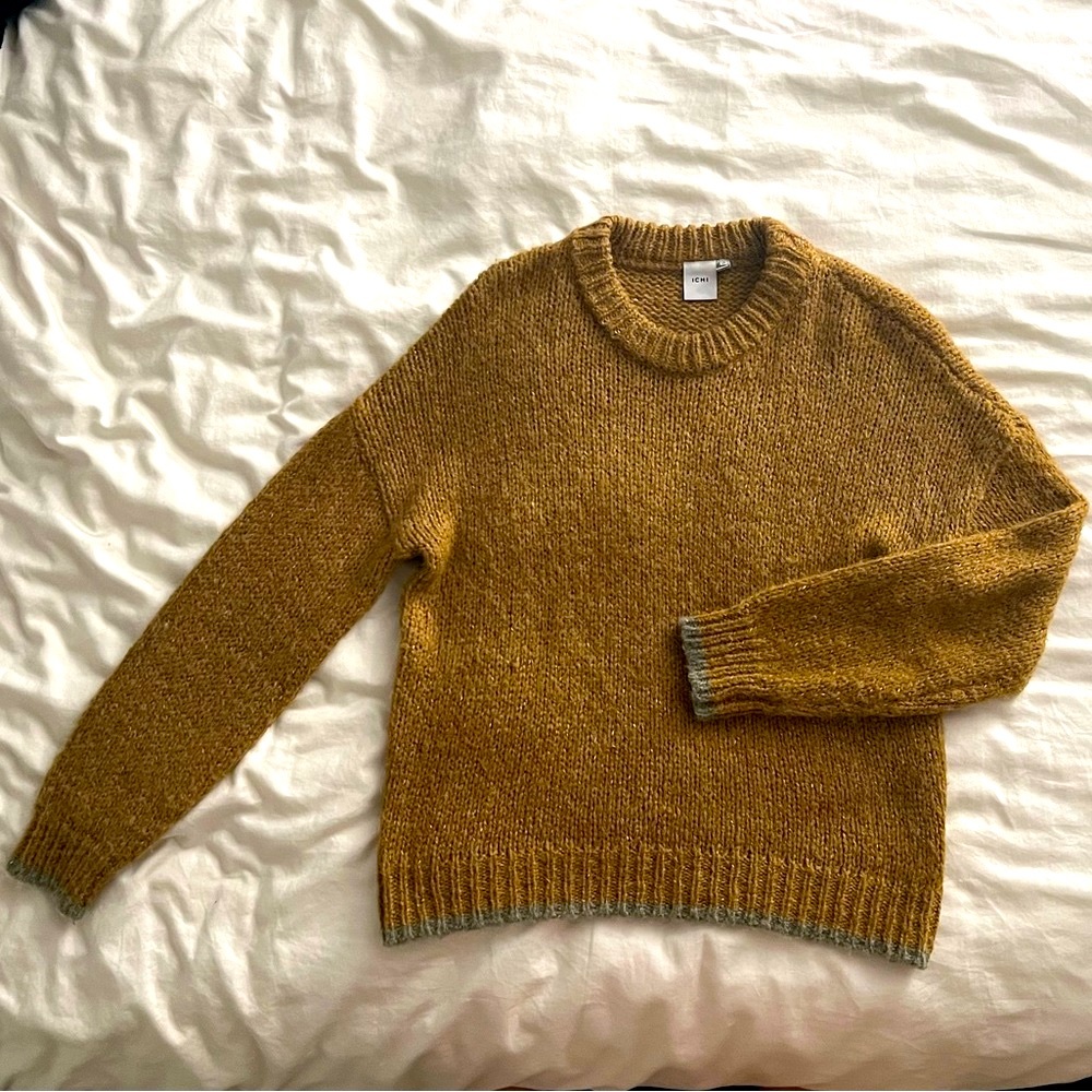 Alpaca (15%) sweater